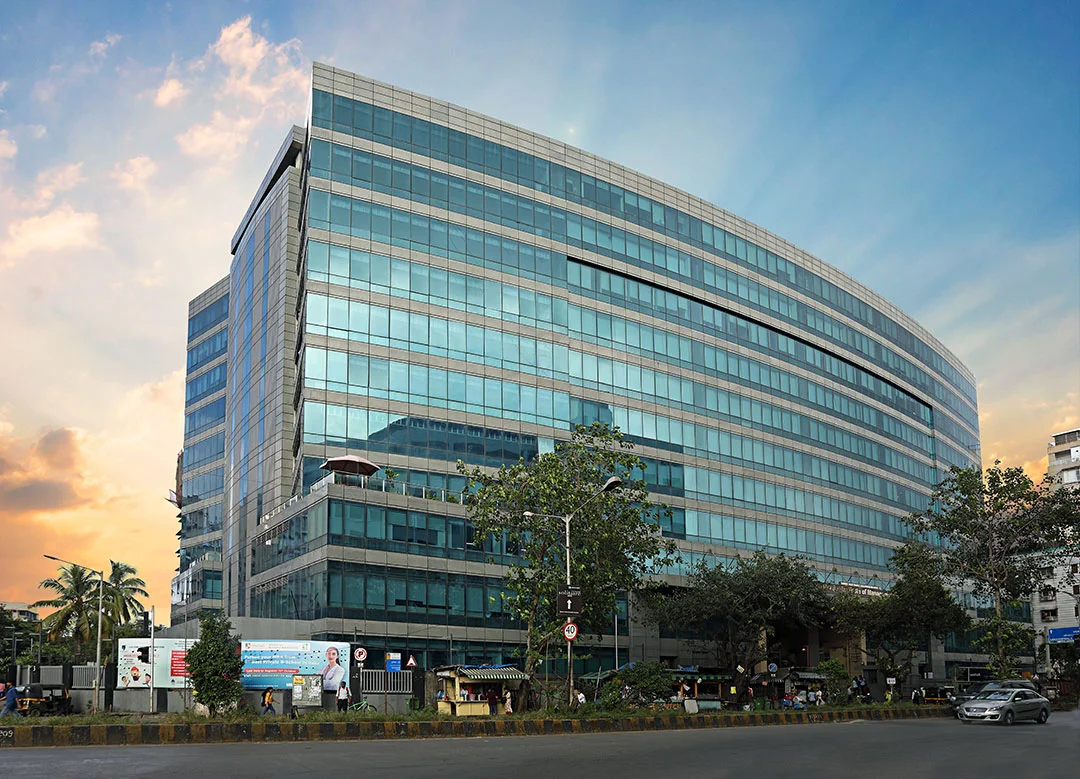 NMIMS campus representing the university behind NMIMS CDOE